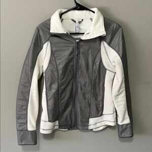 Tek Gear Women's Gray and Cream Ski Jacket